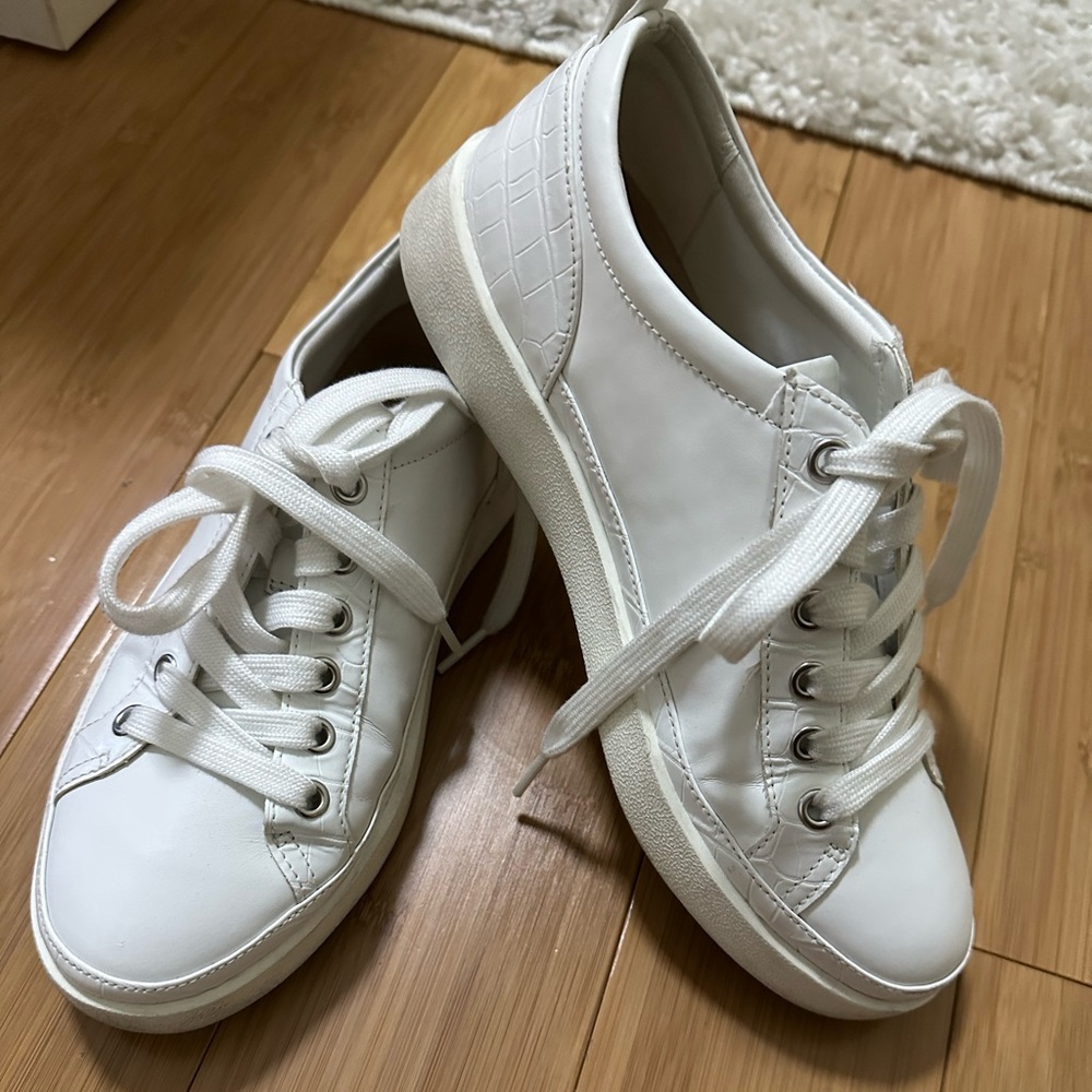 Vionic Winny Nappa Leather Lace-Up Sneakers White - 7 Wide